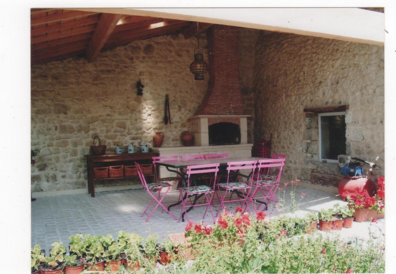Clos Des Hirondelles Jau-Dignac-et-Loirac Экстерьер фото